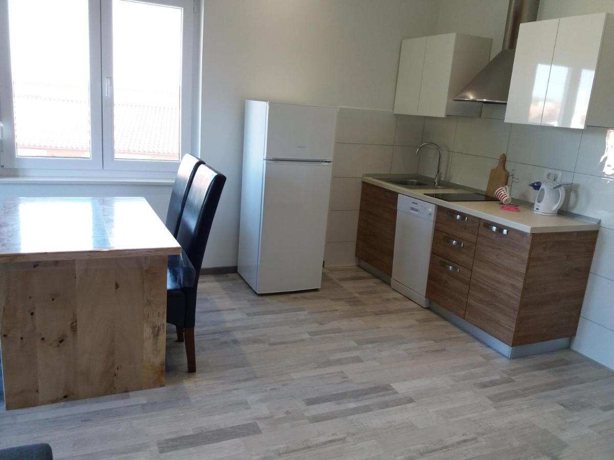 2 Bedroom Apartment Peroj Fazana Exterior photo